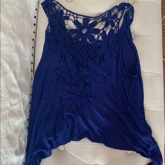 Top - Picture 2 of 2